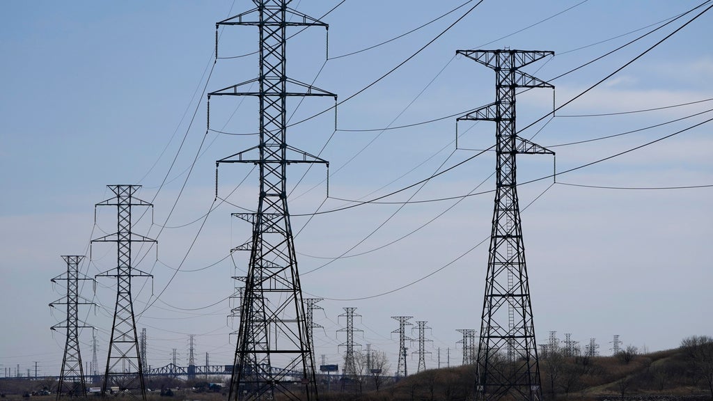 PG&E begins restoring power to Bay Area customers as fire weather conditions improve — CBS Bay Area (KPIX), Los Altos Community news