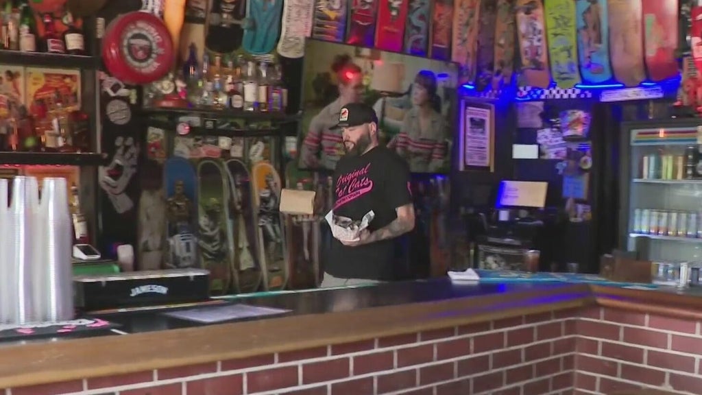 Fort Lauderdale proposes earlier closing times for downtown bars, facing pushback from business owners — CBS Miami, Los Altos Dining news