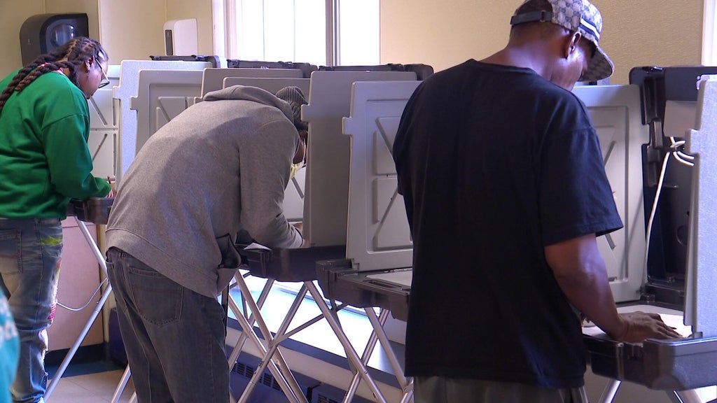 Catholic Charities helps Minnesota's unhoused vote ahead of midterms β WCCO / CBS Minnesota, Los Altos Sports news