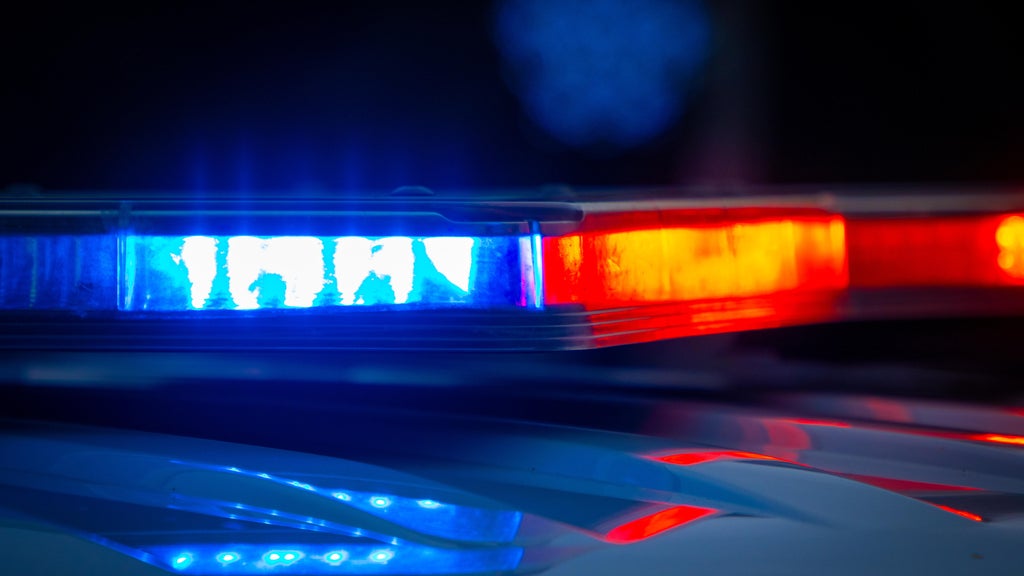 San Jose police officer shoots at vehicle after second officer injured during traffic stop — CBS Bay Area (KPIX), Los Altos Community news