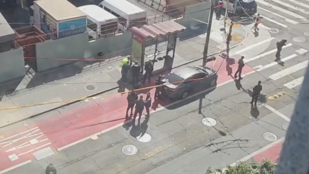 Suspect fleeing San Francisco police dies after crashing scooter, police say โ CBS Bay Area (KPIX), Los Altos Technology news