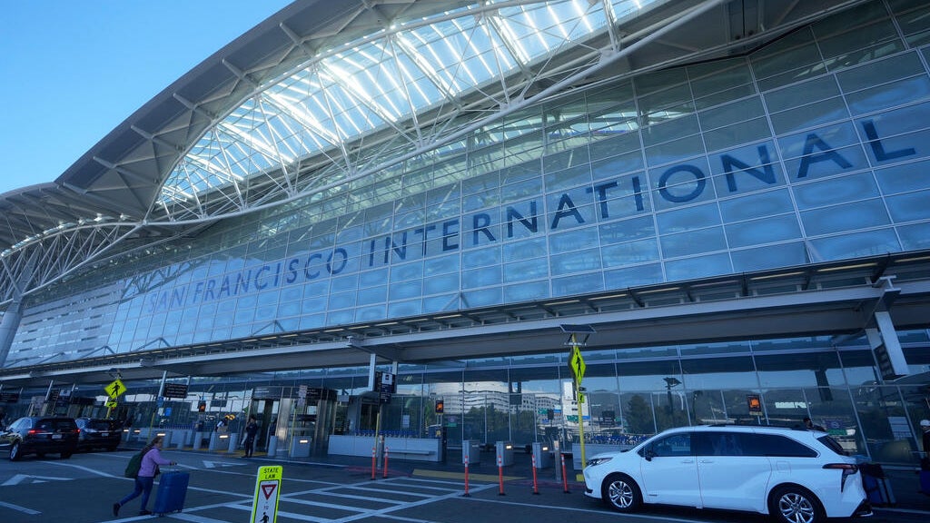 Sonoma County Airport to SFO shuttle to offer security screening, deliver passengers to gate — CBS Bay Area (KPIX), Los Altos Business news
