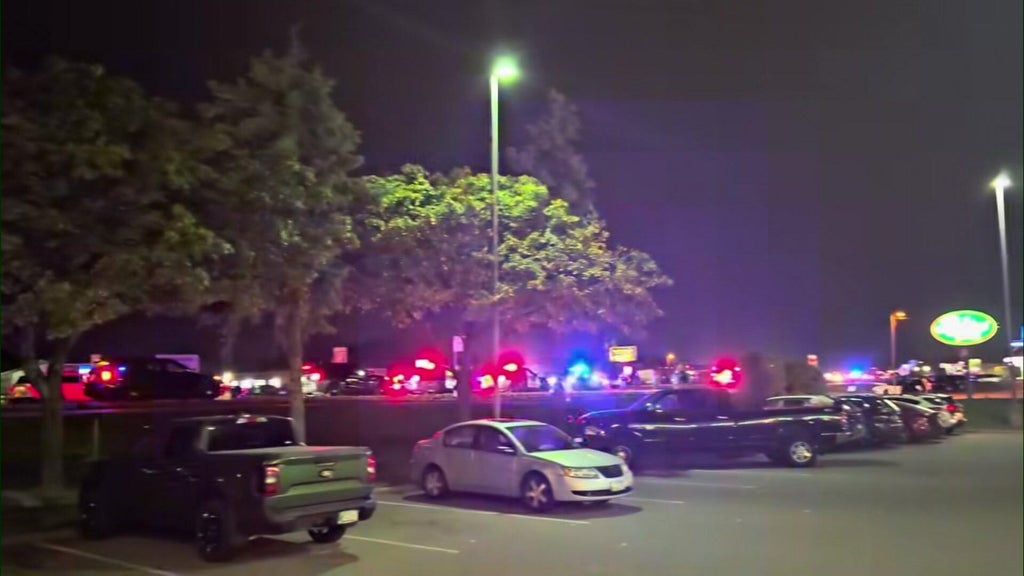 Police respond to Osseo High School after several fights break out at end of football game — WCCO / CBS Minnesota, Los Altos Schools news