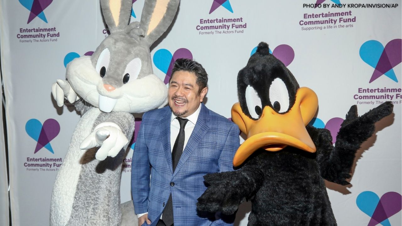 Eric Bauza, who voiced Bugs Bunny, Daffy Duck and dozens of cartoon characters, dies at 46
— ABC 7 Bay Area, Los Altos Community news
