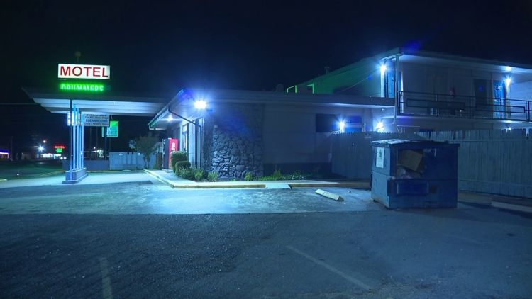 Infant found dead next to dumpster outside of Fort Worth motel, police say — WFAA (Dallas-Fort Worth), Los Altos Community news