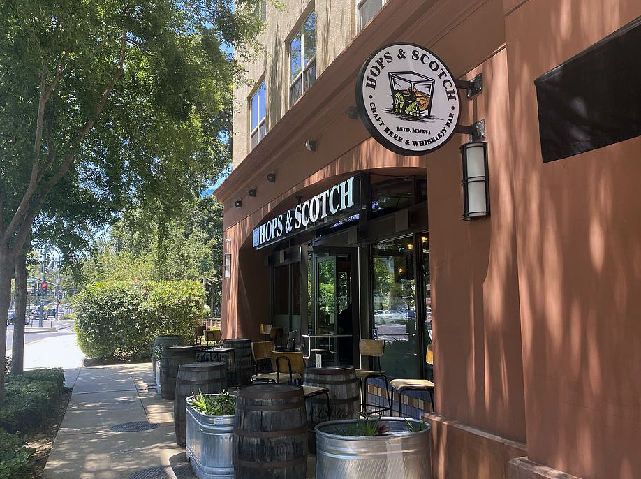 Walnut Creek watering hole shutters — Los Altos Dining news