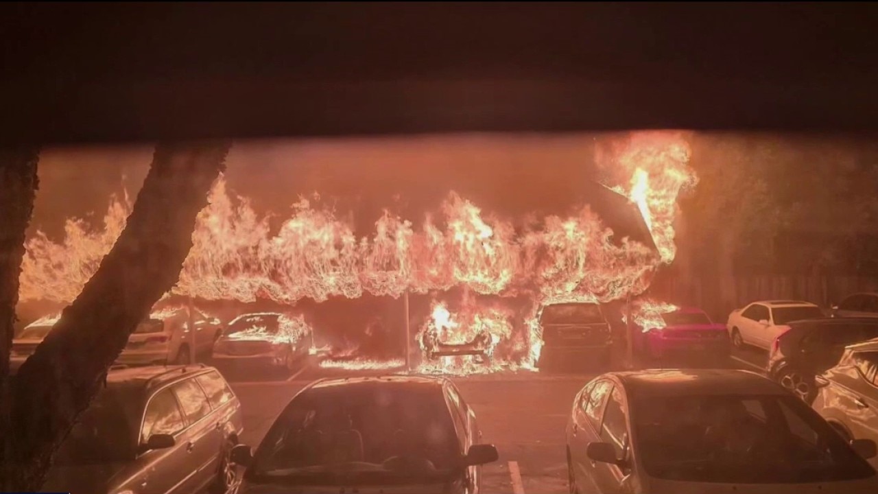More than 20 cars torched in San Jose carport — KTVU FOX 2 Bay Area