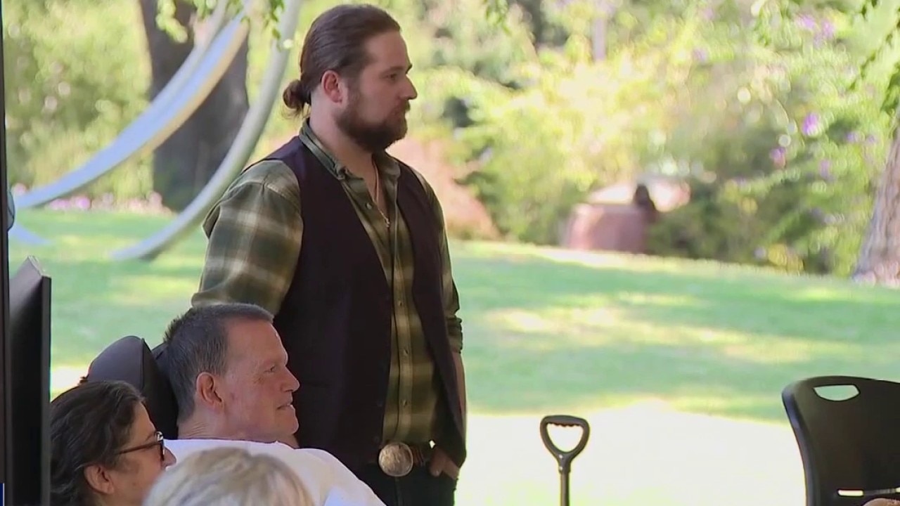 Country singer and quadriplegic lyricist meet for first time after decade of remote music making — KTVU FOX 2 Bay Area, Los Altos Community news