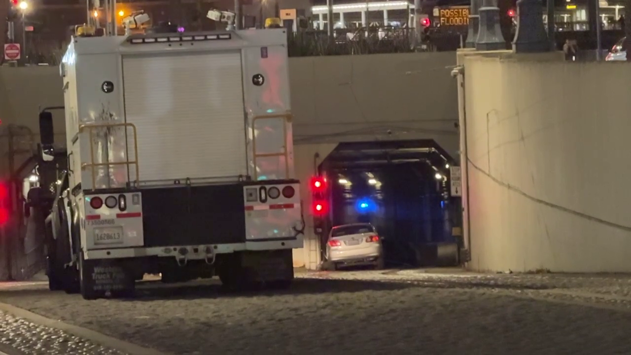 Downtown SF Muni service ends after car drives into tunnel — KTVU FOX 2 Bay Area