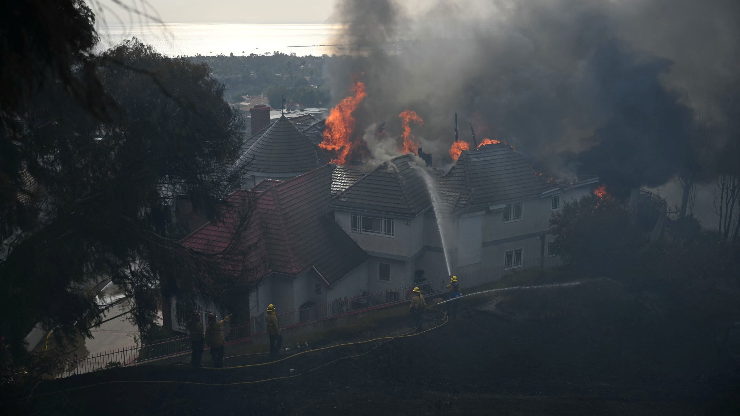 Norte Fire in California threatens homes, forces evacuations — KTVU FOX 2 Bay Area, Los Altos Community news